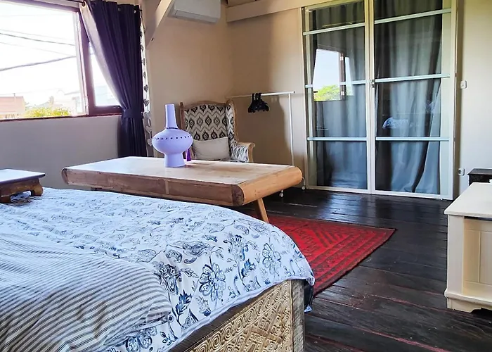 Serai House 2br Cozy Ferienhaus Kerobokan